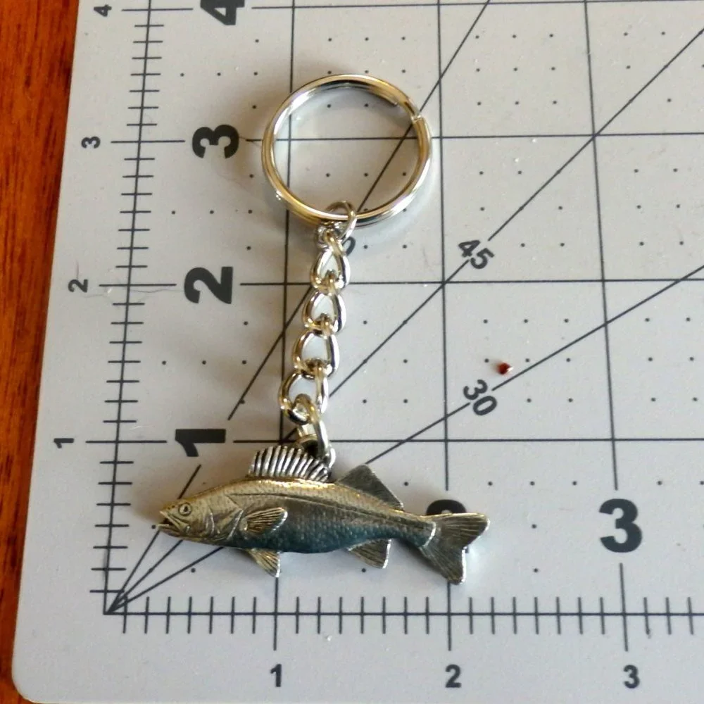 Walleye Keychain 1989K